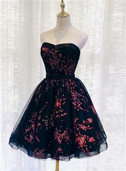 Picture of Lovely Black Color Sweetheart Short Homecoming Dresses, Black Color Prom Dresses